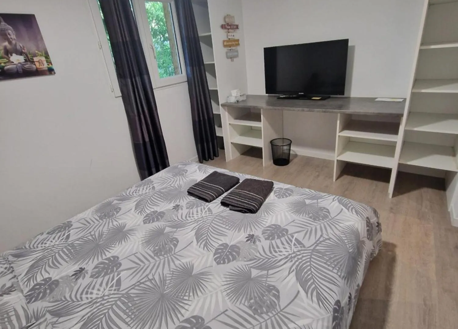Chambre Chez L Habitant Petit Dejeuner Compris Fréjus Fransa