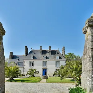 Domaine &cottage De Launay Blot, Proche Hébergement de vacances Baguer-Morvan